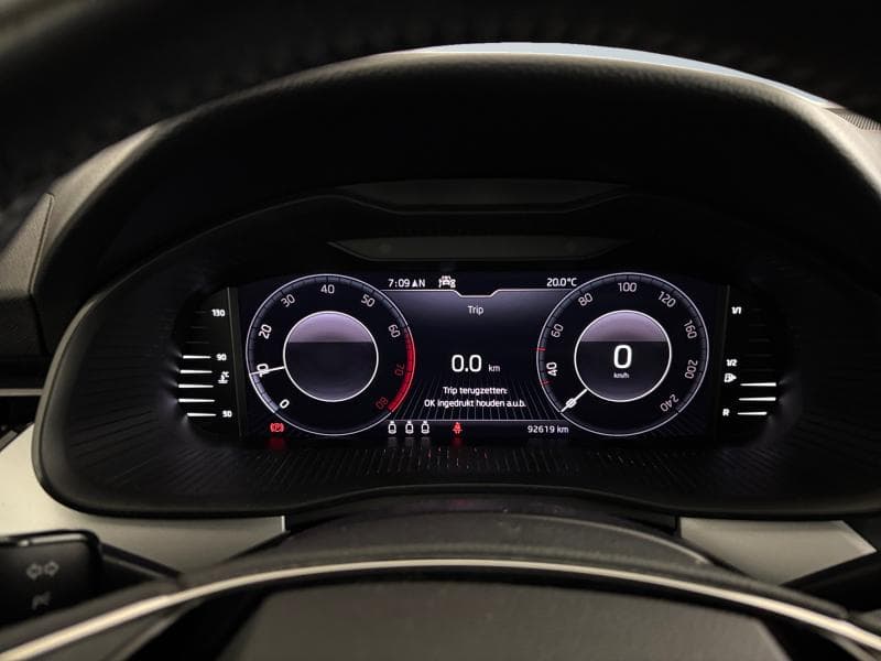 Skoda Kamiq Ambition | 1.0 Tsi 95cv | Gps | Carplay | Clim Auto | Sièges Av Chauffants - 19