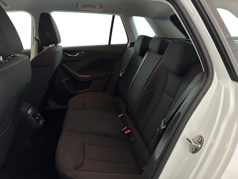 Skoda Kamiq Ambition | 1.0 Tsi 95cv | Gps | Carplay | Clim Auto | Sièges Av Chauffants - 12