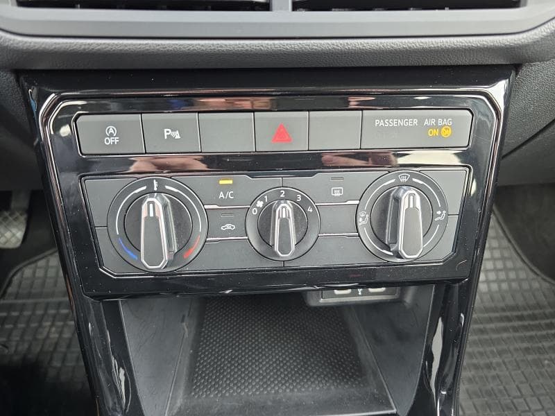 Volkswagen T-Cross Life-Carplay*clim*bips AV-AR*LED*régulateur - 27