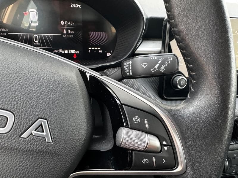 Skoda Fabia Selection | 1.0 TSI 95cv | Carplay | Caméra | Capteurs Av+Ar | Clim - 18