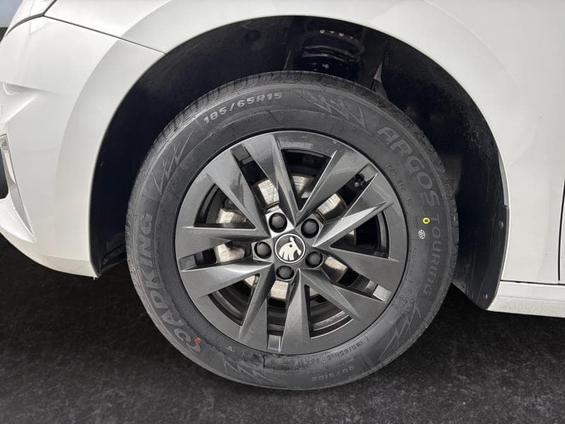 Skoda Fabia Selection | 1.0 TSI 95CV | Carplay | Clim | Capteurs AR | Easy start - 9