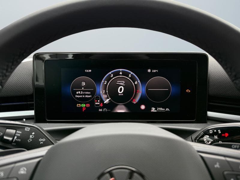 Volkswagen T-Roc NEW T-ROC R-LINE - 16
