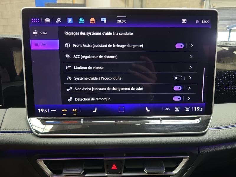 Volkswagen Tiguan R-Line | 1.5 TSI 150 cv | GPS | Caméra | Carplay | Capteurs AV/Ar - 23