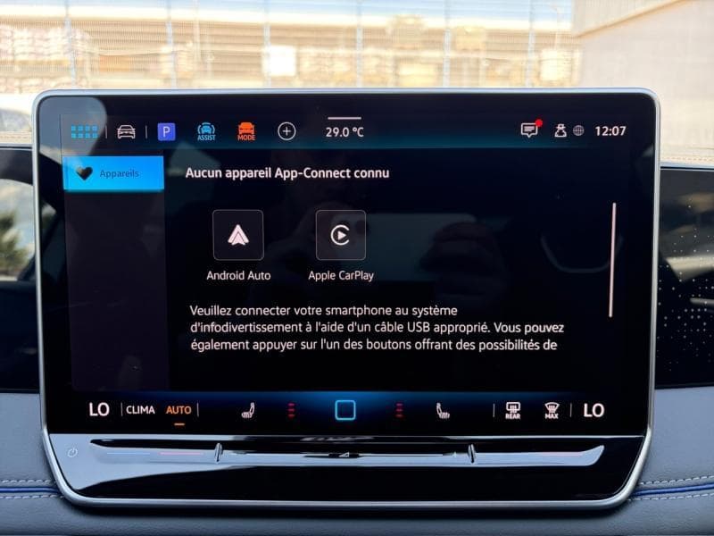 Volkswagen Tiguan R-Line | 1.5 TSI 150cv | Carplay | Caméra | Attelage | Sièges Av chauffants - 19