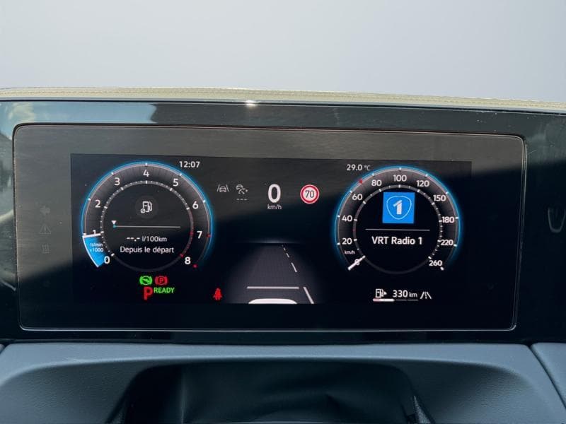 Volkswagen Tiguan R-Line | 1.5 TSI 150cv | Carplay | Caméra | Attelage | Sièges Av chauffants - 17