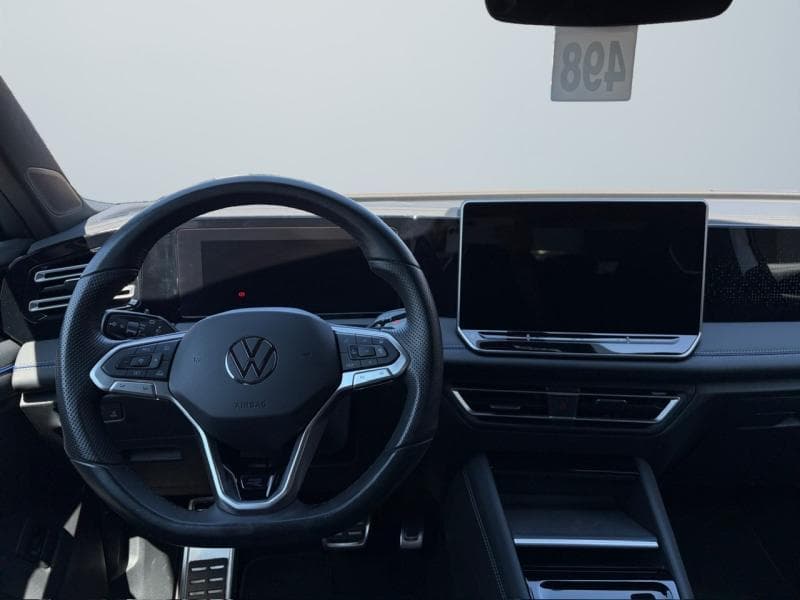 Volkswagen Tiguan R-Line | 1.5 TSI 150cv | Carplay | Caméra | Attelage | Sièges Av chauffants - 13