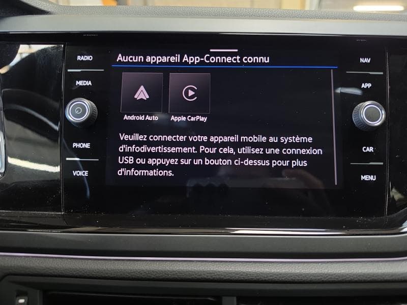 Volkswagen Taigo R-Line | 1.0 ess 115 cv | Carplay | Capteurs AV+AR | Clim auto - 23