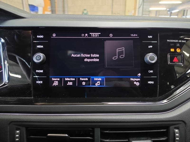 Volkswagen Taigo R-Line | 1.0 ess 115 cv | Carplay | Capteurs AV+AR | Clim auto - 20