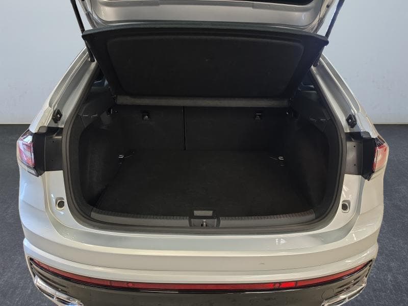 Volkswagen Taigo R-Line | 1.0 ess 115 cv | Carplay | Capteurs AV+AR | Clim auto - 9