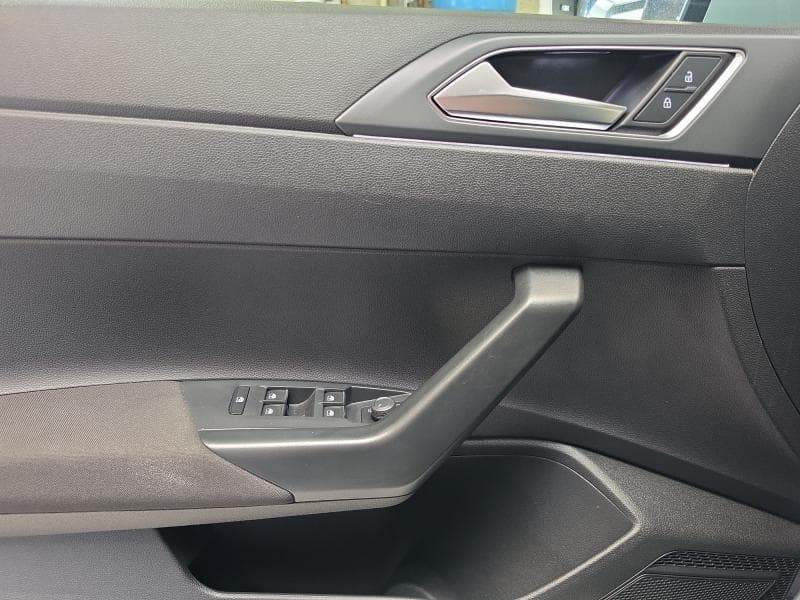 Volkswagen Taigo R-Line | 1.0 ess 115 cv | Carplay | Capteurs AV+AR | Clim auto - 30