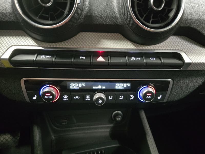 Audi Q2 Advanced | 1.5 TFSI 150 cv | GPS | Camera | Carplay | coffre electrique | Sieges chauff - 25