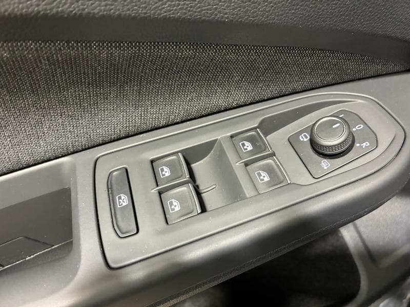 Volkswagen Golf Life | 1.0 Tsi Dsg 110 cv | Clim | Caméra | Alu | Cruise - 23
