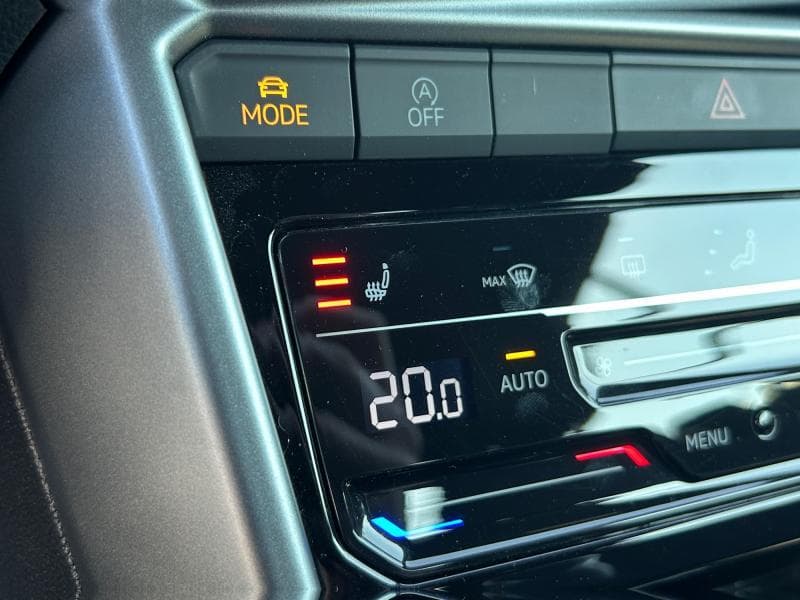 Volkswagen T-Roc Style | 1.0 TSI 116cv | GPS | Caméra | Carplay | Sièges AV Chauffants - 21