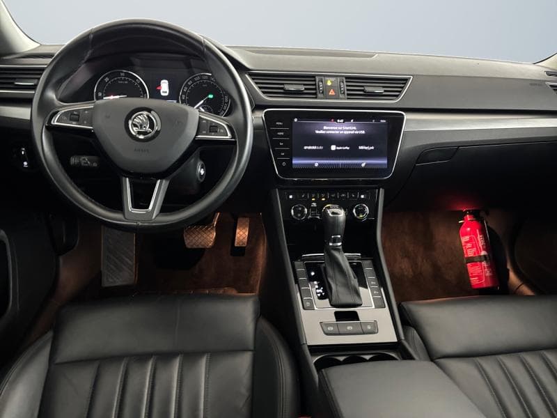 Skoda Superb Style | 1.6 TDI 120cv | Carplay | Caméra | GPS | Attelage - 12