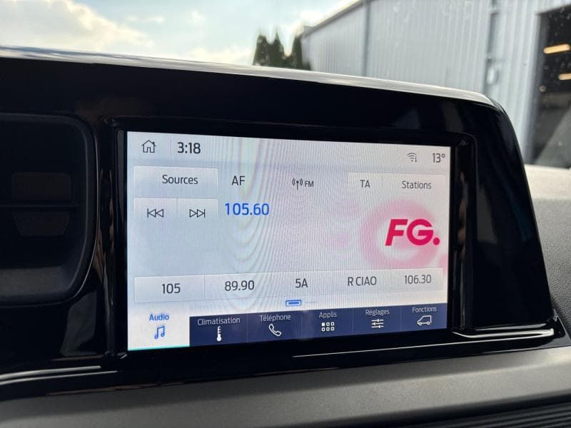 Ford Tourneo Courier Titanium | 1.0 Ecoboost 125cv | Carplay | Caméra | Clim auto | Attelage - 19