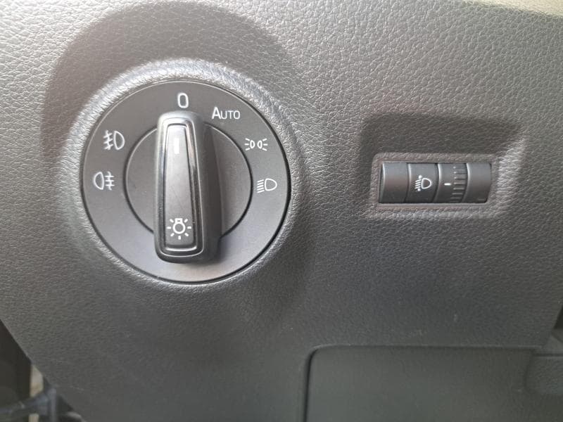 Skoda Fabia Ambition | 1.0 tsi 95cv | Carplay | Capteurs AR | Clim - 21