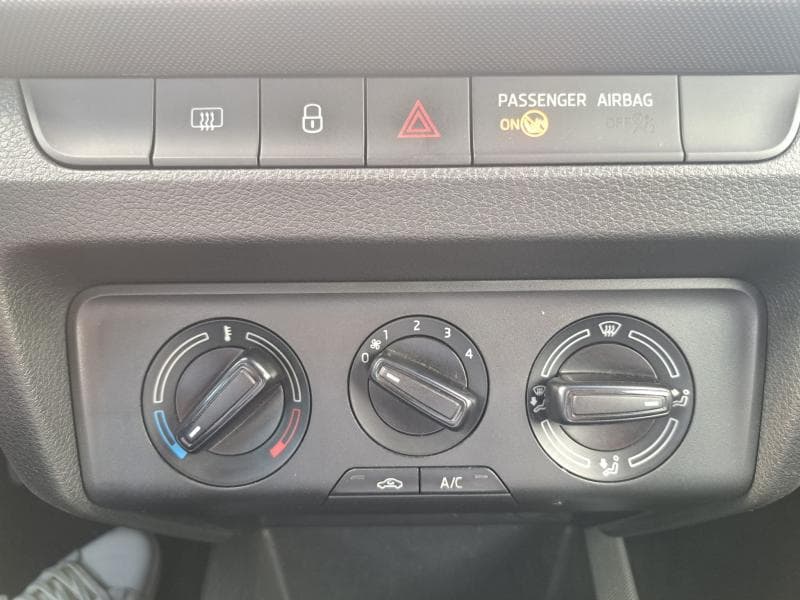 Skoda Fabia Ambition | 1.0 tsi 95cv | Carplay | Capteurs AR | Clim - 25
