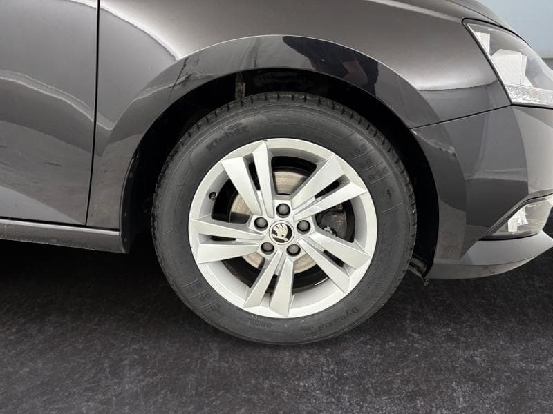 Skoda Fabia Ambition | 1.0 tsi 95cv | Carplay | Capteurs AR | Clim - 9