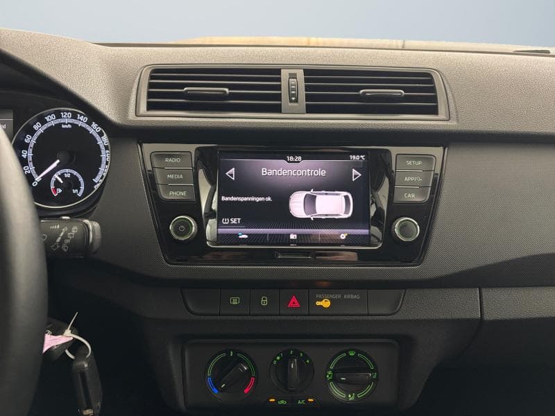 Skoda Fabia Ambition | 1.0 tsi 95cv | Carplay | Capteurs AR | Clim - 15