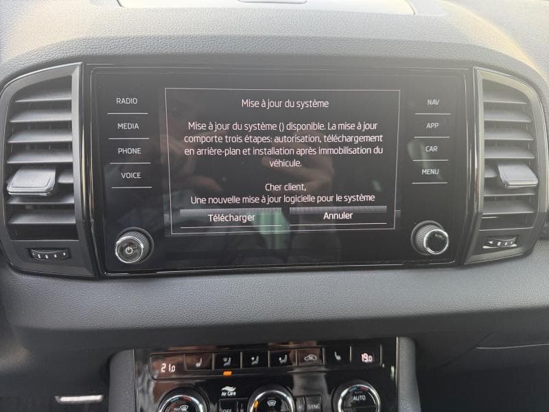 Skoda Karoq Sportline | 1.5 tsi 150 cv | Sieges chauffant | carplay | gps | camera - 22
