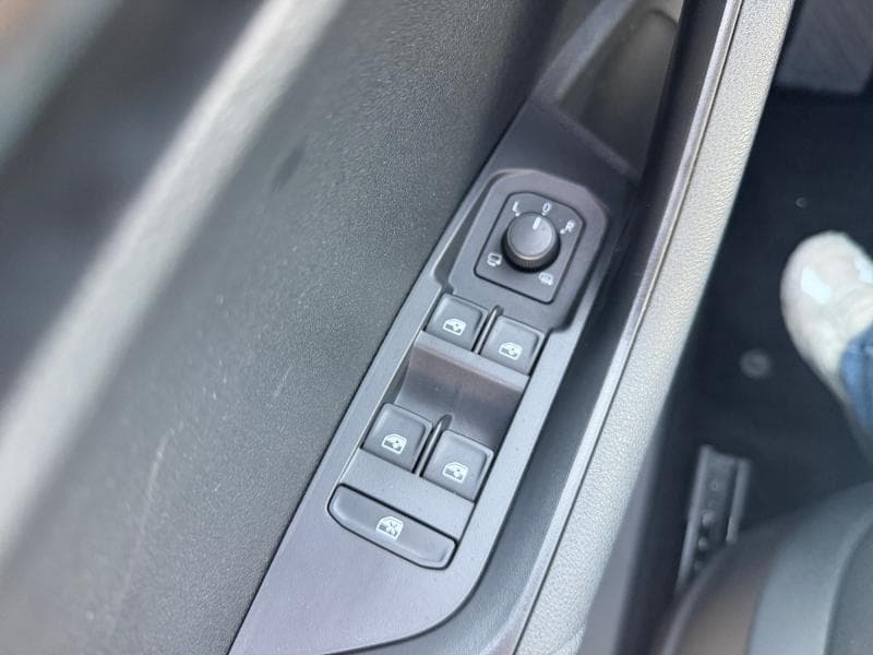 Skoda Karoq Sportline | 1.5 tsi 150 cv | Sieges chauffant | carplay | gps | camera - 28