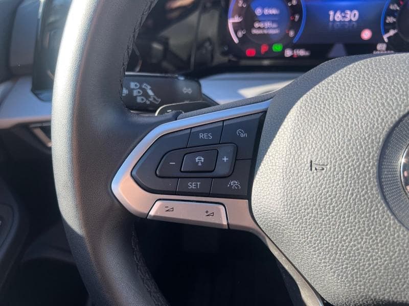 Volkswagen Golf Life | Boite auto | GPs | Caméra | Carplay | Capteurs Av/Ar | Clim auto - 13