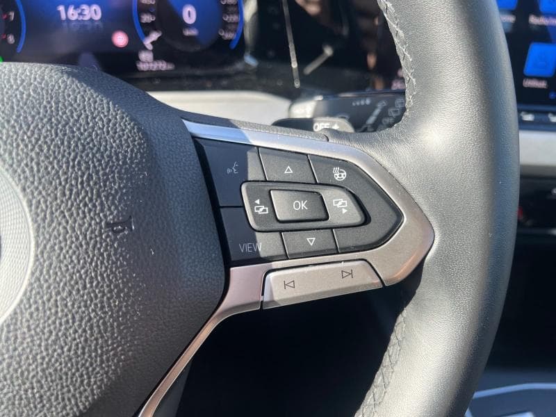 Volkswagen Golf Life | Boite auto | GPs | Caméra | Carplay | Capteurs Av/Ar | Clim auto - 15