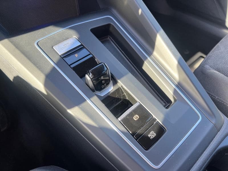 Volkswagen Golf Life | Boite auto | GPs | Caméra | Carplay | Capteurs Av/Ar | Clim auto - 16
