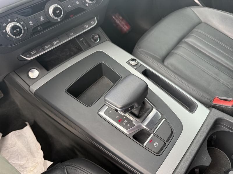 Audi Q5 Advanced | 2.0 TDI 136cv | GPS | Virtual Cockpit | Sièges AV chauffants | Cuir | Clim Auto - 29
