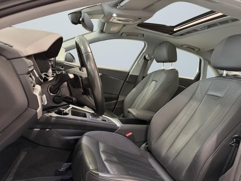 Audi A4 Advanced | 2.0 TFSI 150cv | Carplay | Caméra | Toit Ouvrant - 13