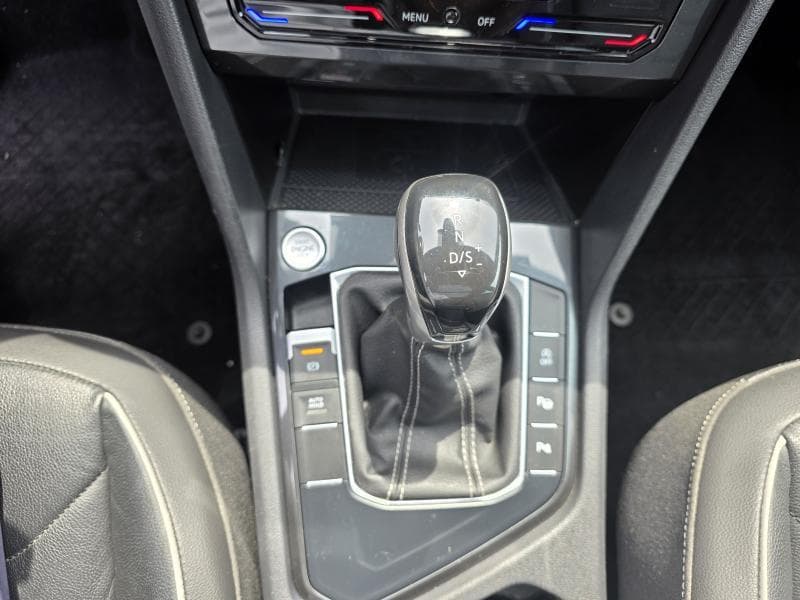 Volkswagen Tiguan R-Line | 1.5 TSi 150 CV | GPS | Carplay | Caméra | Toit pano | - 23