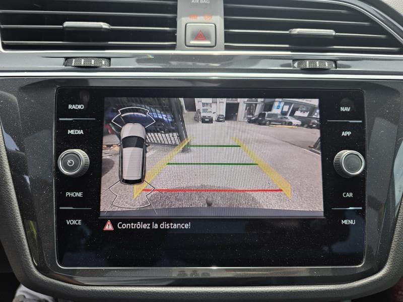 Volkswagen Tiguan R-Line | 1.5 TSi 150 CV | GPS | Carplay | Caméra | Toit pano | - 25