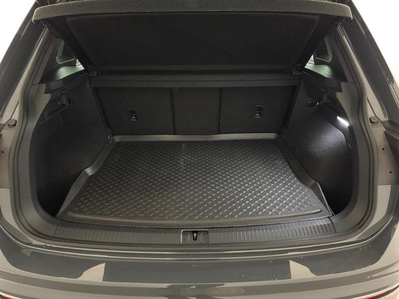 Volkswagen Tiguan R-Line | 1.5 TSi 150 CV | GPS | Carplay | Caméra | Toit pano | - 17