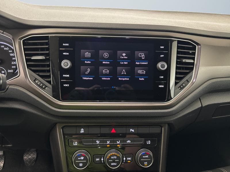 Volkswagen T-Roc Style | 1.0 TSI 116cv | Carplay | Caméra | Toit ouvrant | GPS - 15