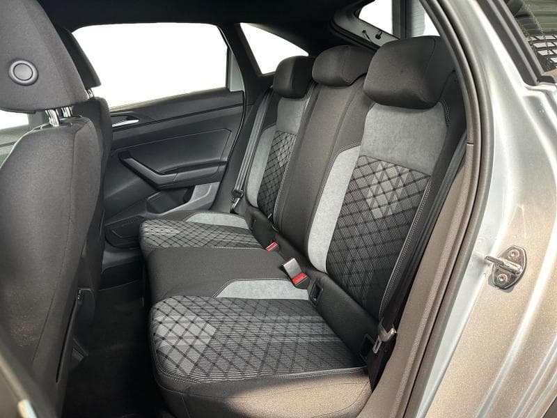 Volkswagen Taigo R-Line int et ext | 1.0 TSI 116 CV | Boite auto | Camera | GPS | Sieges av chauffants | + kit hiver | kms evolutifs - 10