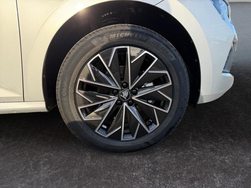 Skoda Kamiq FAMILY | 1.0TSI 116 CV | CAR PLAY | CAMERA ARR | SIEGE AV CHAUFF | KEY LESS | LED - 10