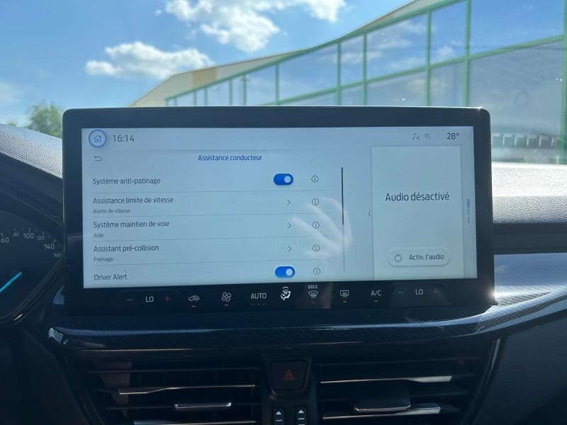 Ford Focus ST-Line | 1.0 EcoBoost MHEV 155cv | GPS | Carplay | Capteurs AV+AR | Clim auto - 18
