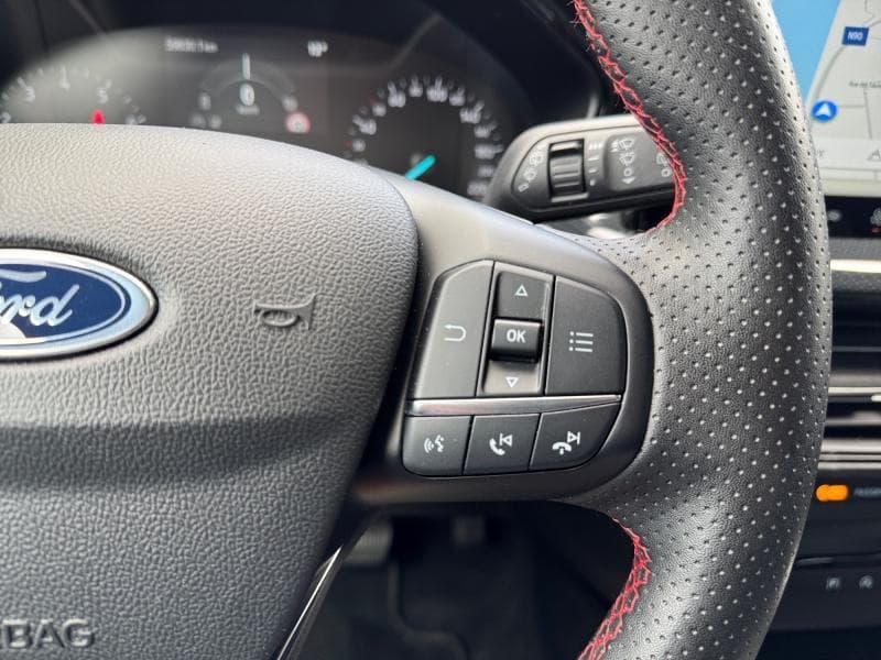 Ford Focus ST-Line | 1.0 Ecoboost 155cv | Carplay | Capteurs Av+AR | Clim Auto | GPS - 18