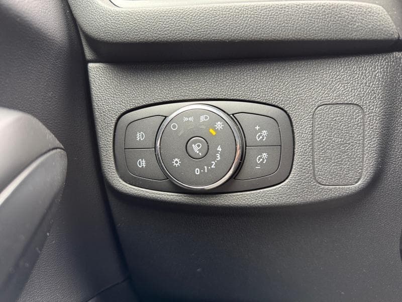 Ford Focus ST-Line | 1.0 Ecoboost 155cv | Carplay | Capteurs Av+AR | Clim Auto | GPS - 14