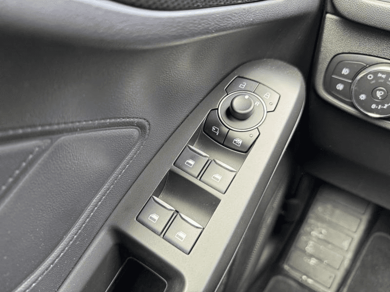 Ford Focus 1.0 EcoBoost MHEV ST-Line X 155 Hp - 23
