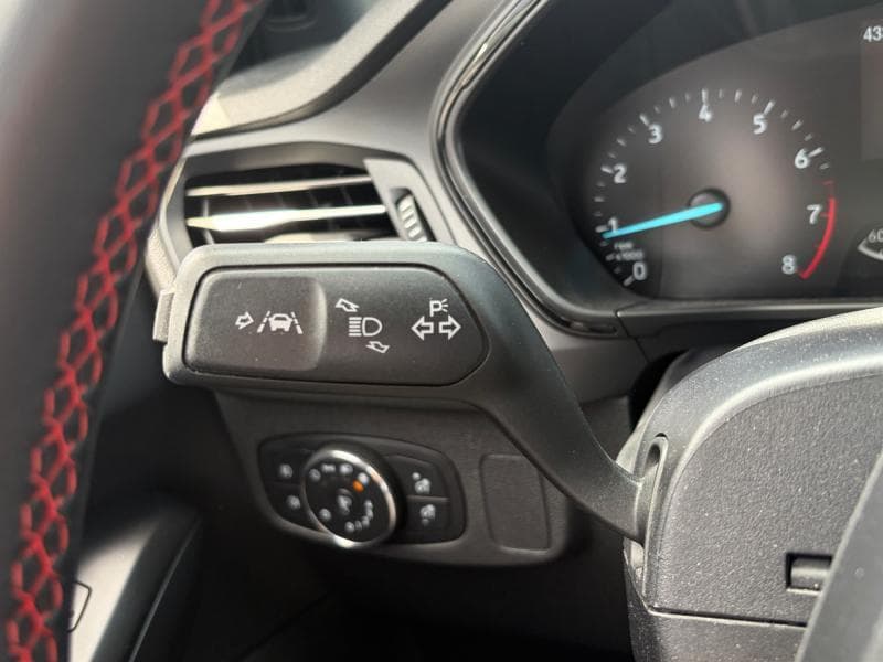 Ford Focus ST-Line | 1.0 ECO BOOST 155 CV | GPS | CAPTEUR AV ARR | CLIM AUTO - 20