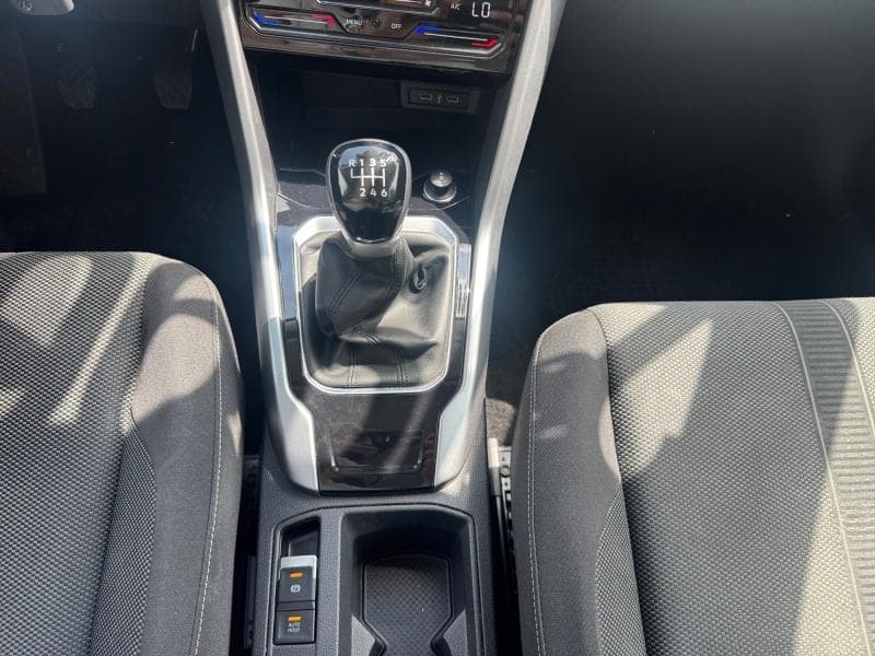 Volkswagen T-Roc Life | 1.0 110cv | Carplay | Sièges chauffants | Digital Cockpit - 23