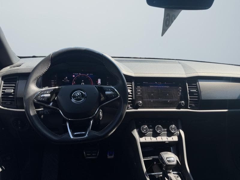 Skoda Kodiaq Sportline | 1.5TSI 150cv | 7 places | Camera Arr - 14