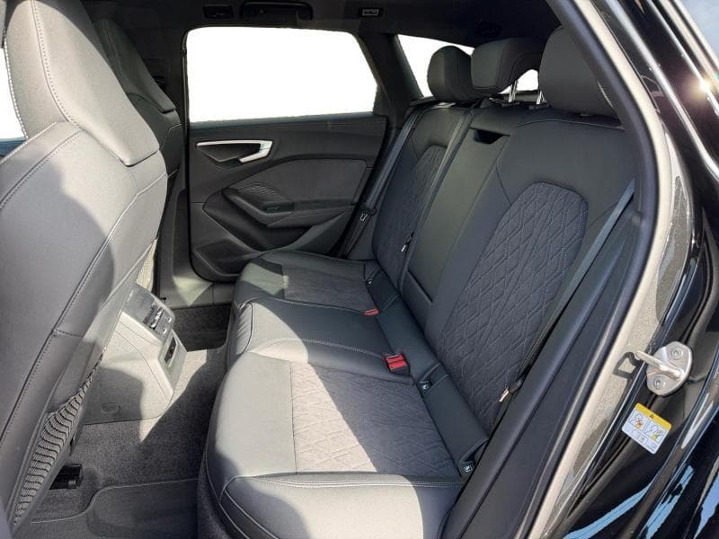 Audi A5 Avant*Sline*e-Hybrid*Pano*Shadow*Non Immat*50 gr/Co2*Quattro* - 18