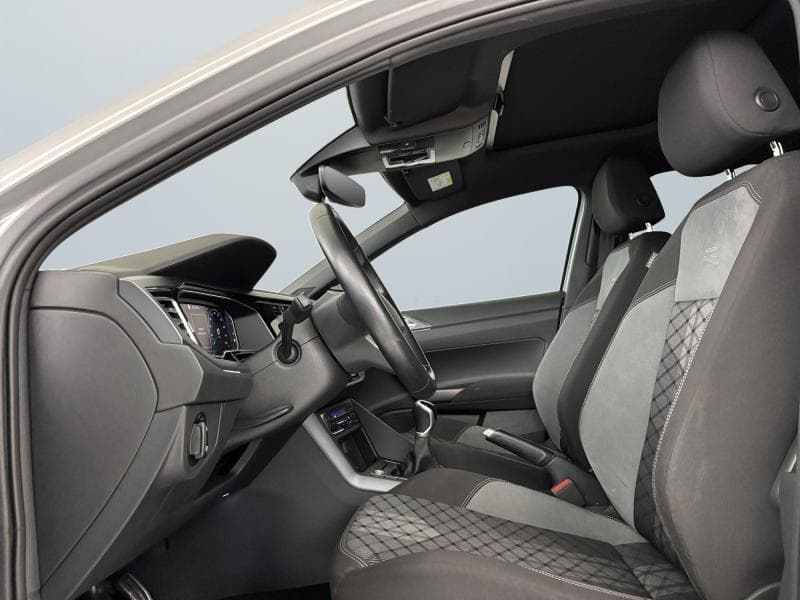 Volkswagen Taigo R-Line | 1.0 TSI 110cv | Carplay | Caméra | toit ouvrant | Attelage - 10