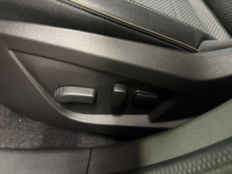 Renault Arkana Techno | 1.3 Tce EDC 140 cv | Carplay | Clim auto | Alu | Caméra - 28