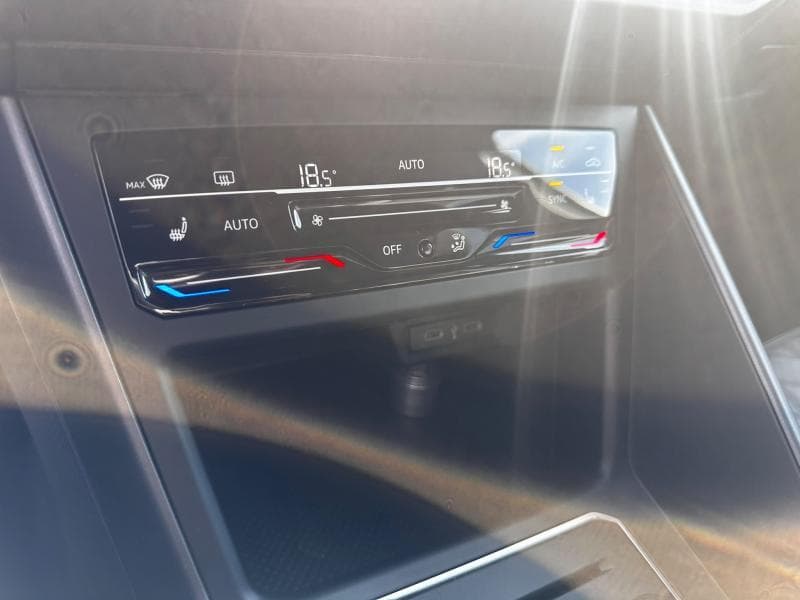 Volkswagen Taigo R-Line | 1.0 TSI 110cv | Carplay | Caméra | Led Matrix | Virtual Cockpit - 24