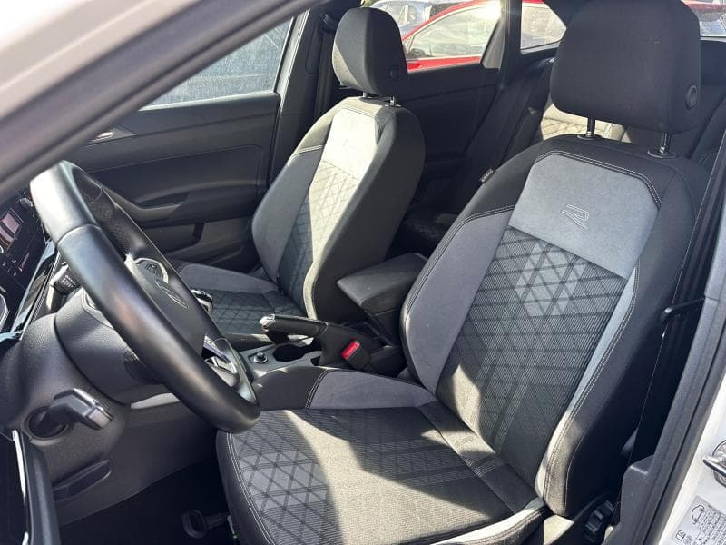 Volkswagen Taigo R-Line | 1.0 TSI 110cv | Carplay | Caméra | Led Matrix | Virtual Cockpit - 19