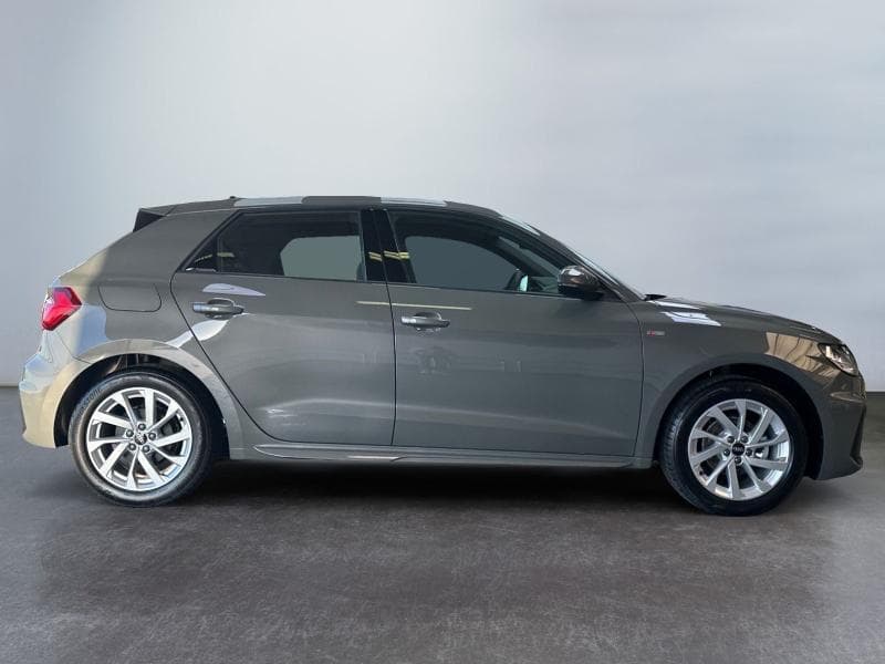 Audi A1 Sportback S-Line ext | 1.0 TFSI 95 CV | Boite auto | Camera | GPS | Sieges av chauffants | + kit hiver | kms evolutifs - 3