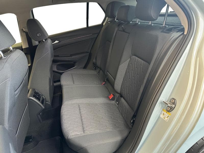 Volkswagen Golf VIII Life Business | 1.5 TSI 116 CV | Boite auto | Camera | GPS | Carplay | kms evolutifs - 10